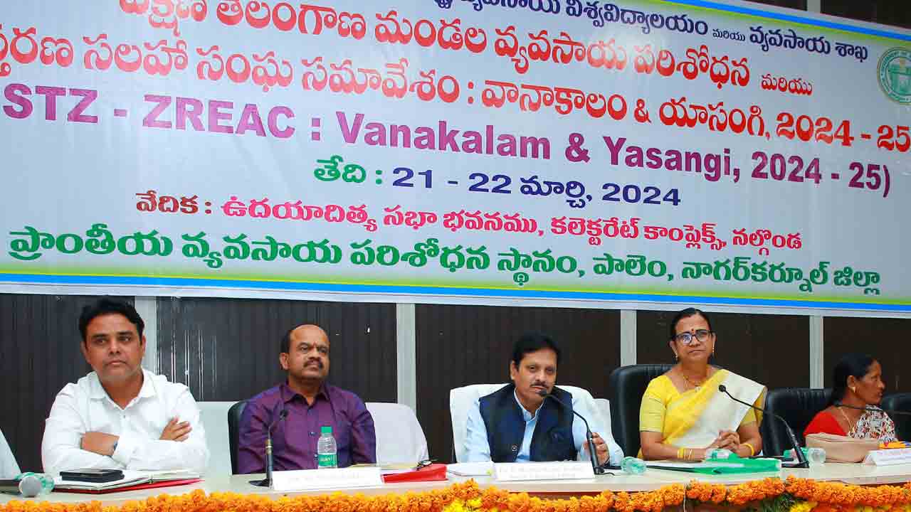 వాతావరణ పరిస్థితులకు అనుగుణంగా పంటల ప్రణాళిక మారాలి