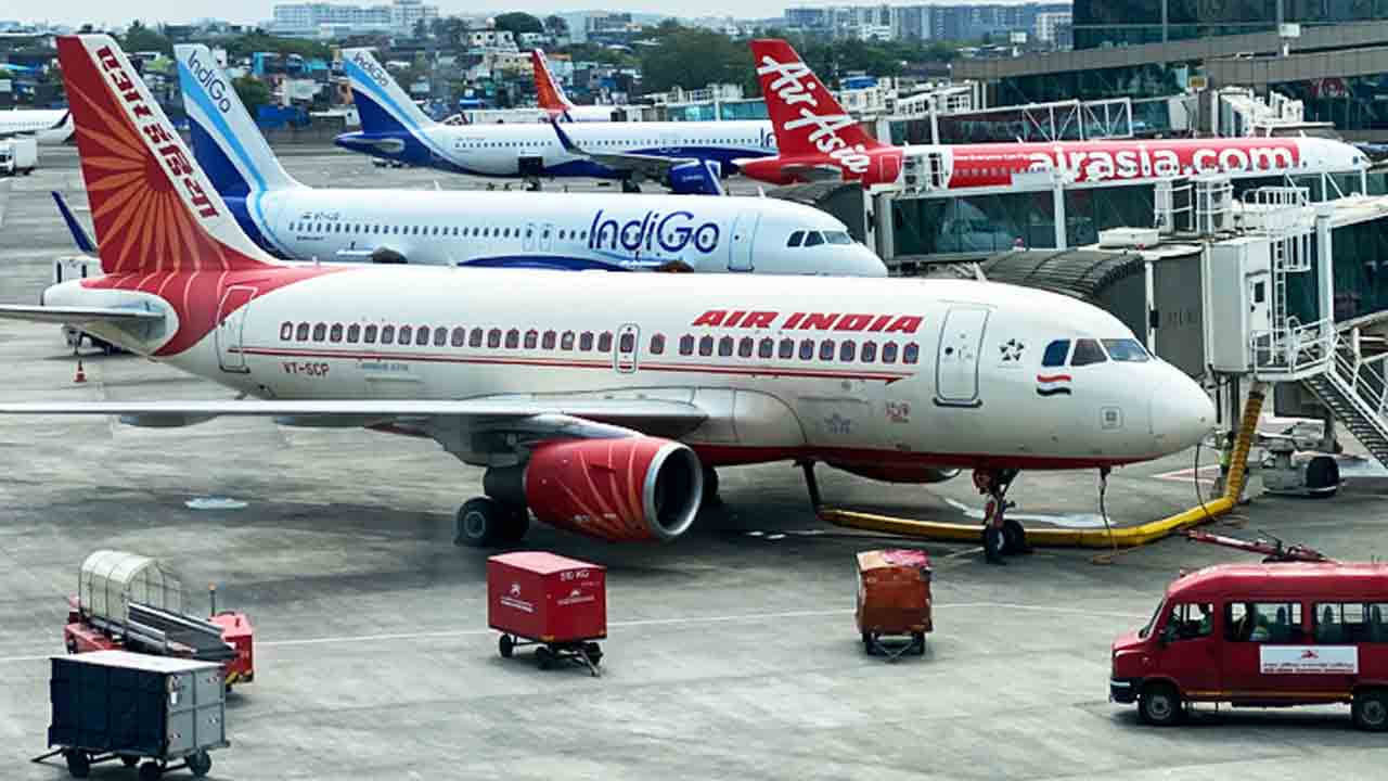 తగ్గనున్న ఎయిర్‌లైన్స్‌ నష్టాలు