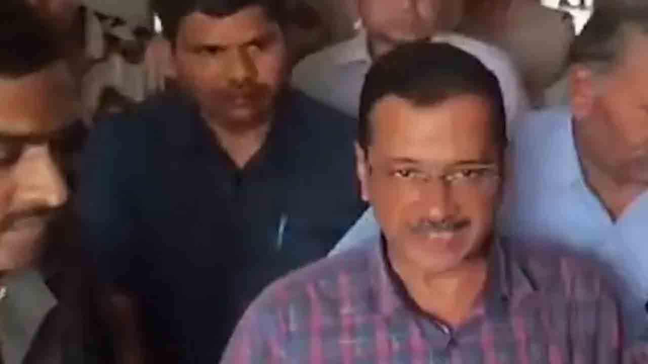 Arvind Kejriwal | ఆ పోలీసు అధికారి నాతో దురుసుగా ప్రవర్తించాడు.. కేజ్రీవాల్‌ ఆరోపణ