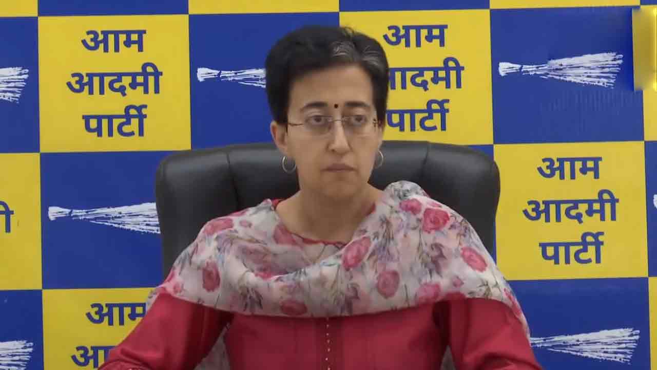 Atishi | ఎన్నికలంటే భయపడుతున్న బీజేపీ: ఢిల్లీ మంత్రి ఆతిశీ