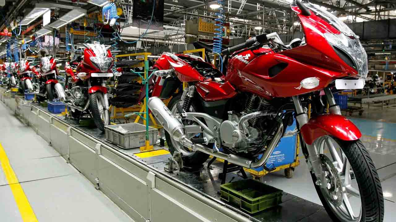 Bajaj CNG Bike | బజాజ్ నుంచి సీఎన్జీ బైక్.. జూన్ లో ఆవిష్కరణ