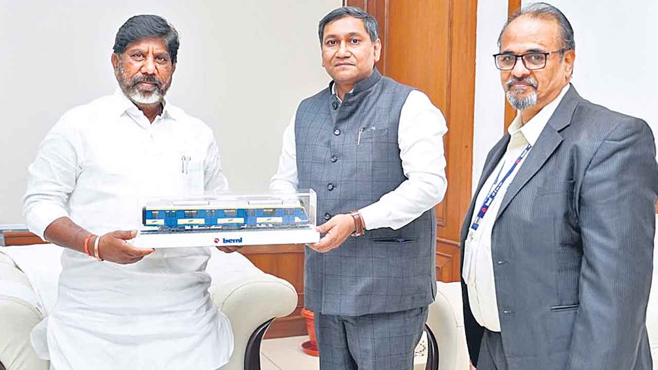 పరిశ్రమలతోనే సుసంపన్నం