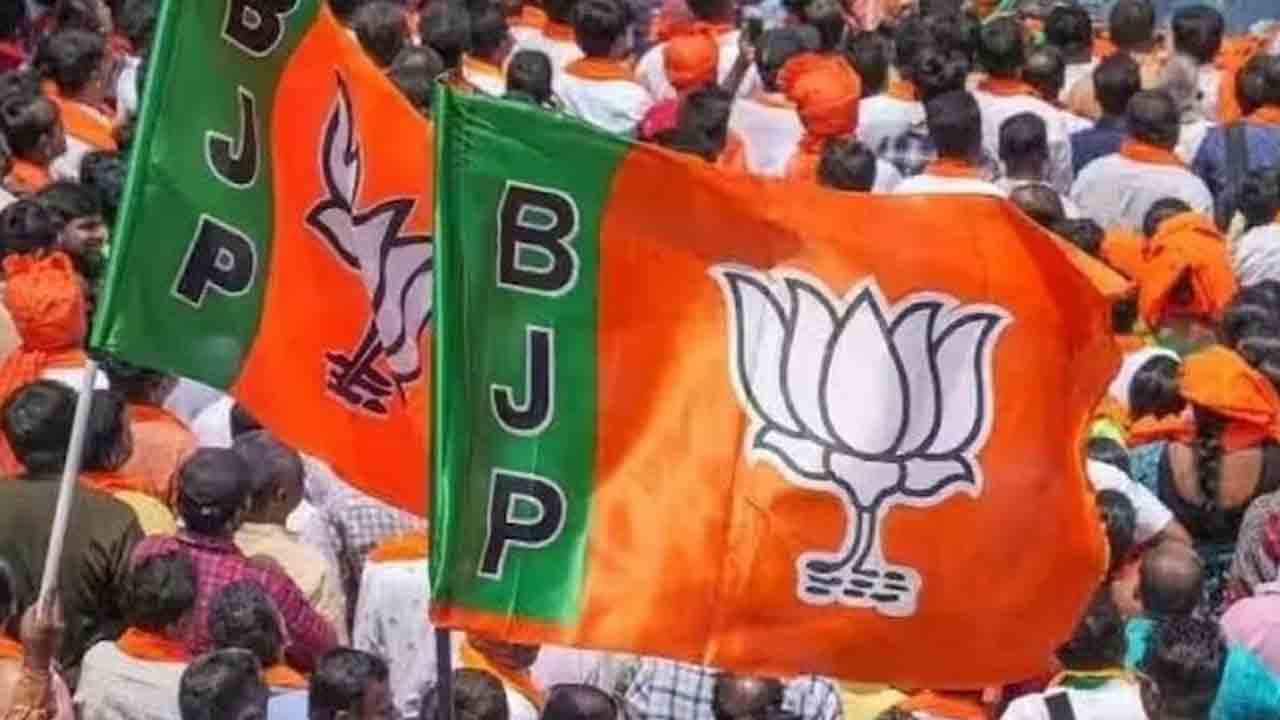 మహారాష్ట్రలో ‘మహా వికాసం’