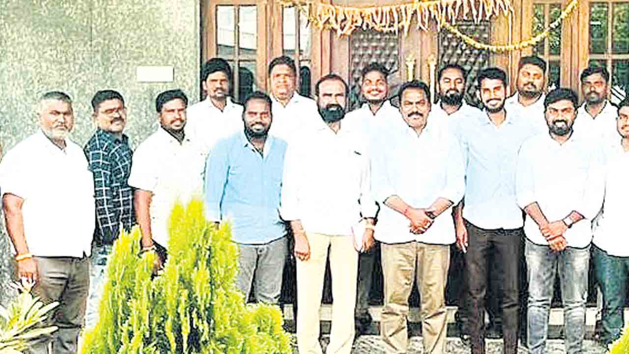 వినోద్‌ను గెలిపించుకుందాం