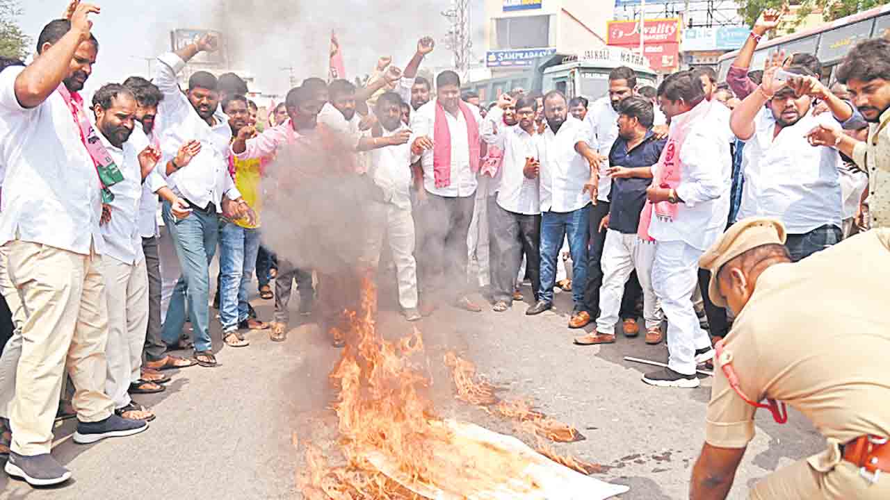 అరెస్టుపై ఆగ్రహ జ్వాల