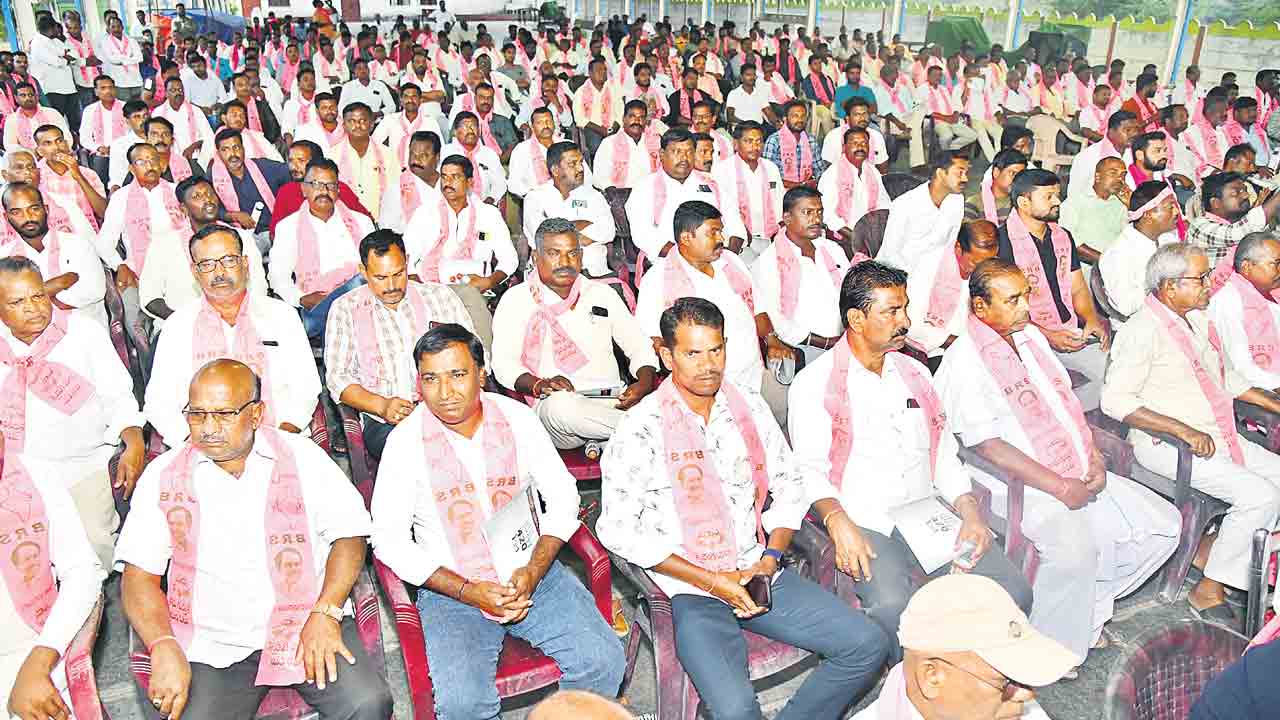 బీఆర్‌ఎస్‌ శ్రేణుల్లో జోష్‌