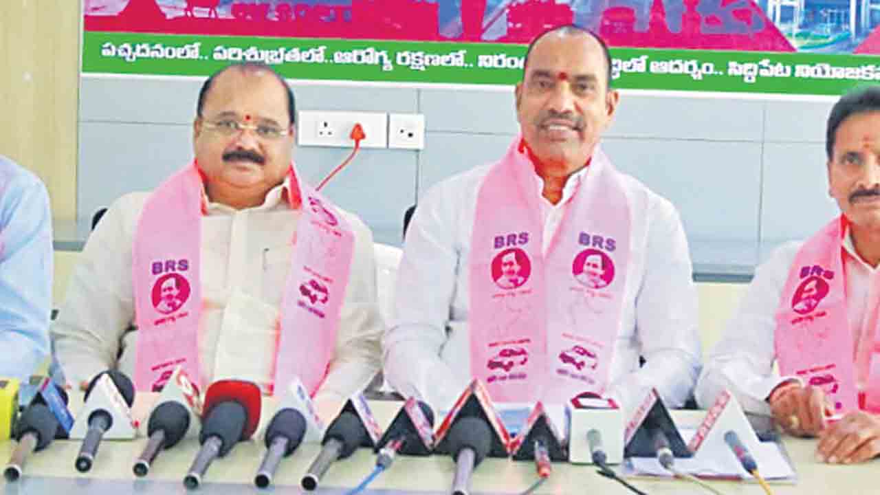 మెదక్‌లో బీఆర్‌ఎస్‌ విజయం నల్లేరు మీద నడకే