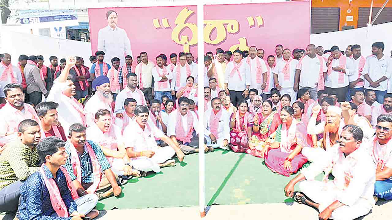 ఉచితంగా అమలు చేసేవరకు పోరాడతాం..