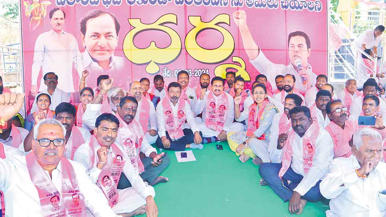 ఫీజు లేకుండా ఎల్‌ఆర్‌ఎస్‌ను అమలు చేయాలి