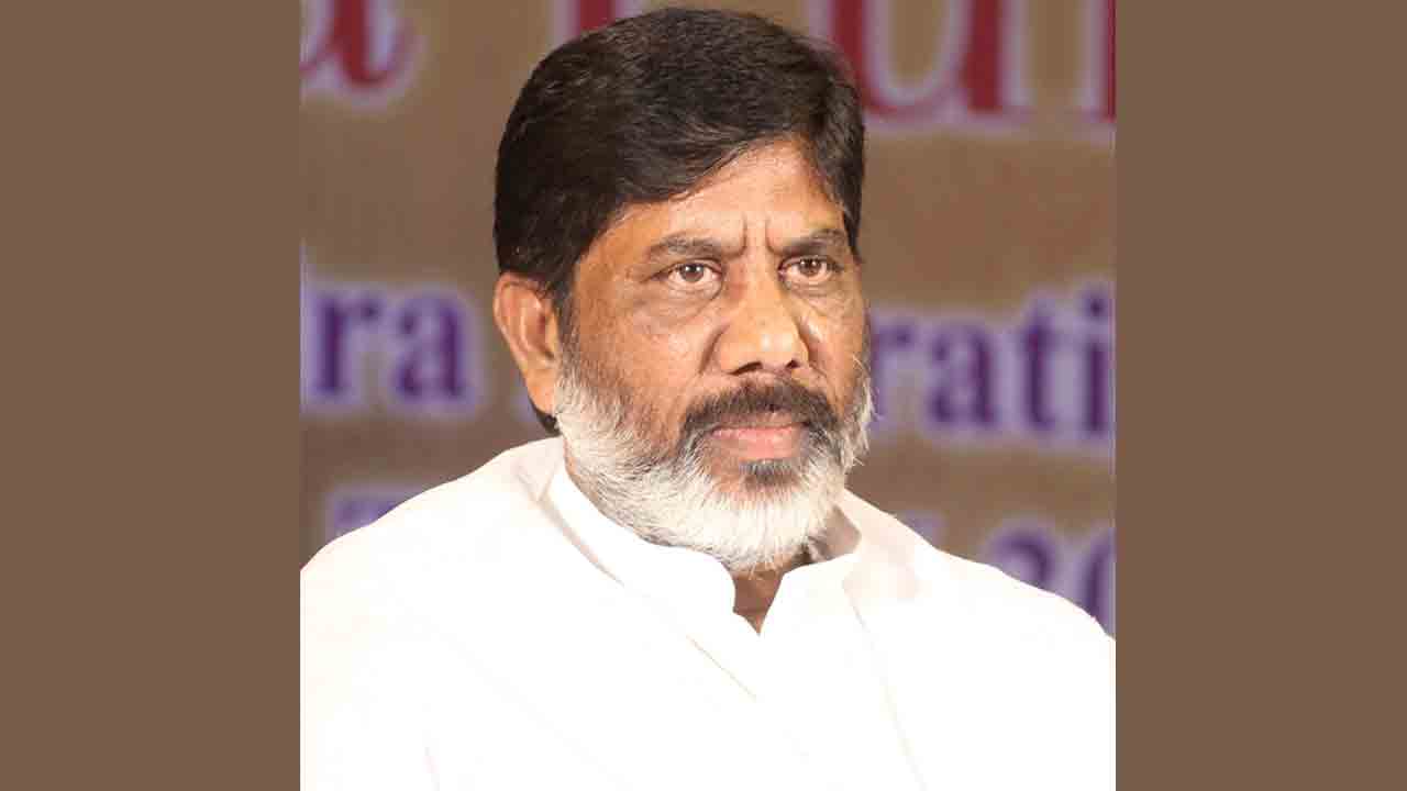 ప్రజావాణిలో వసతులు కల్పించాలి