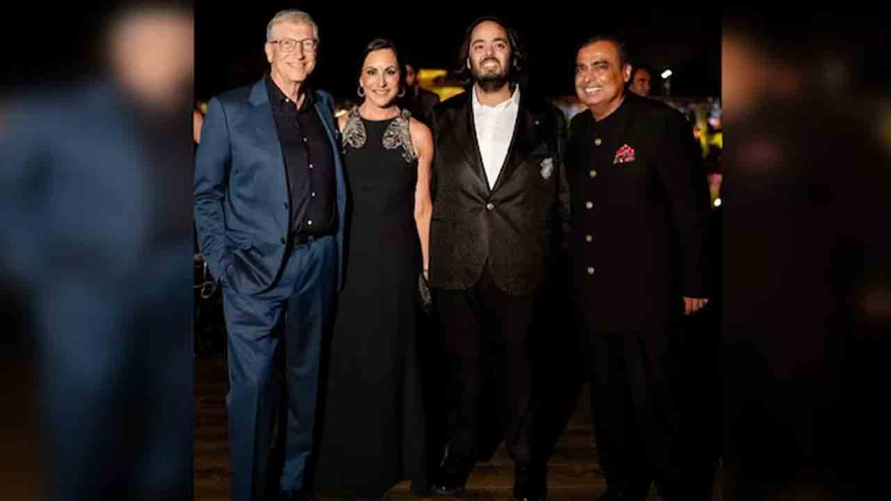 Bill Gates | అంబానీ బాష్‌కు గర్ల్‌ఫ్రెండ్‌తో హాజరైన బిల్‌గేట్స్‌.. మరోసారి తెరపైకి ప్రేమ వ్యవహారం