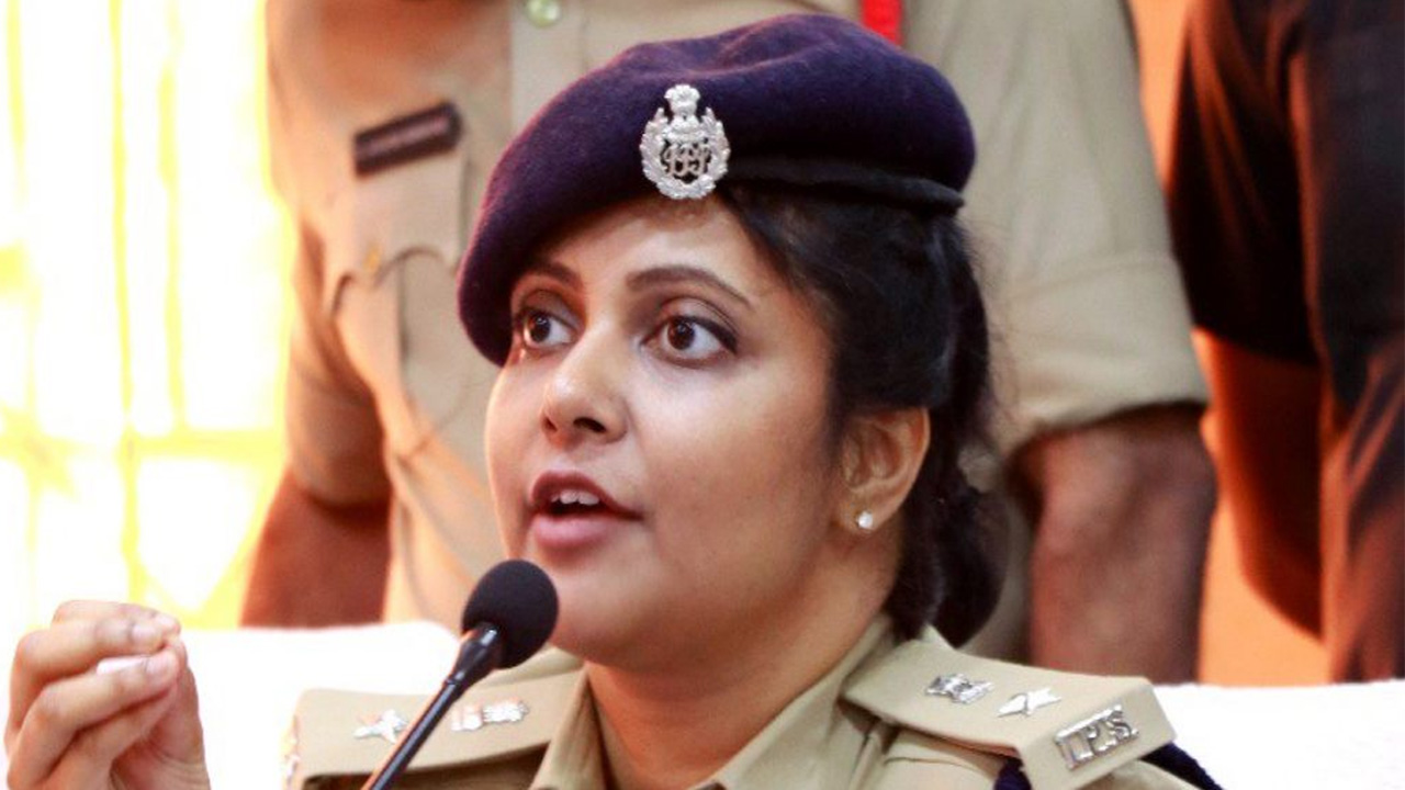 Election Code | నల్గొండలో రూ.5.73కోట్ల విలువైన బంగారం పట్టివేత : ఎస్పీ చందనా దీప్తి