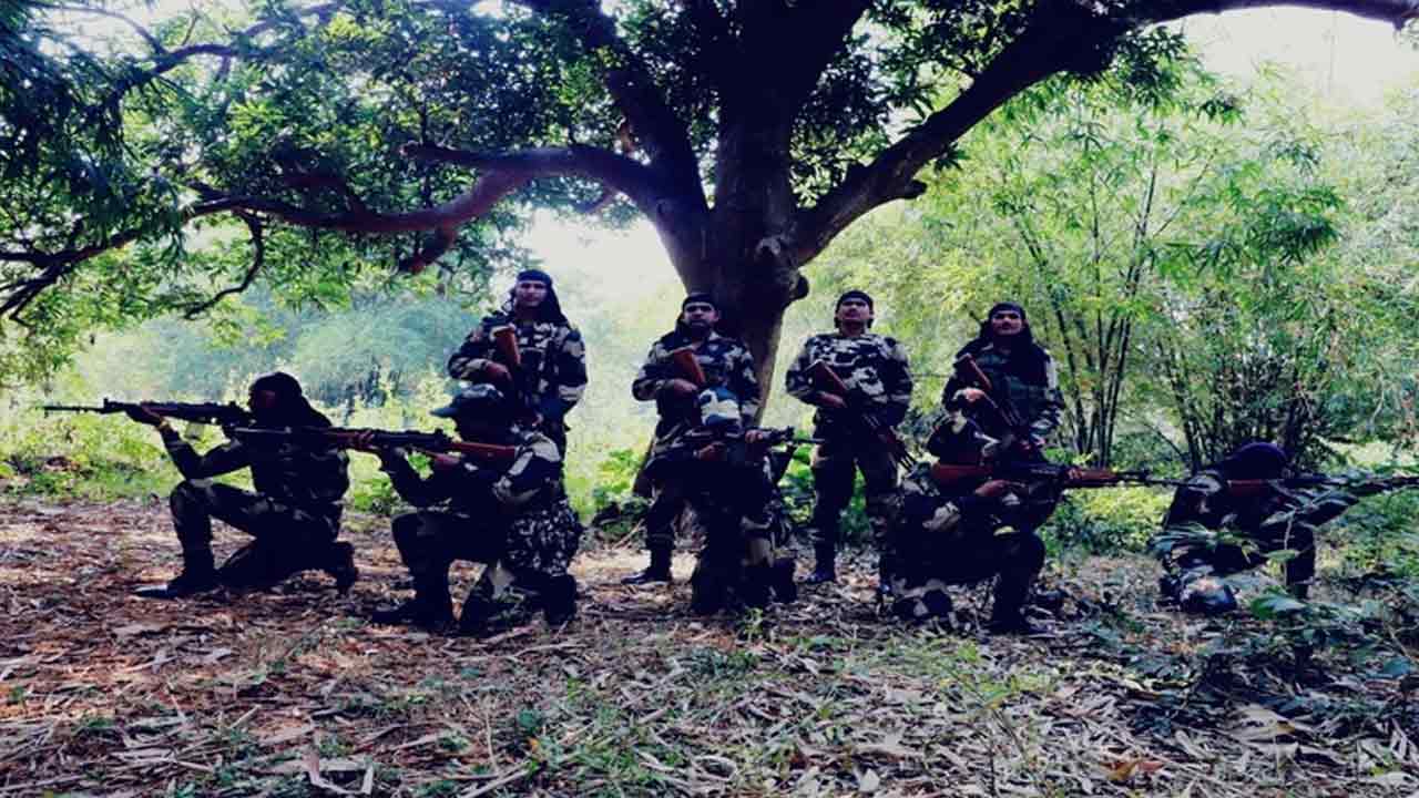 Encounter | బీజాపూర్‌లో భారీ ఎన్‌కౌంటర్.. ఆరుగురు మావోయిస్టులు మృతి