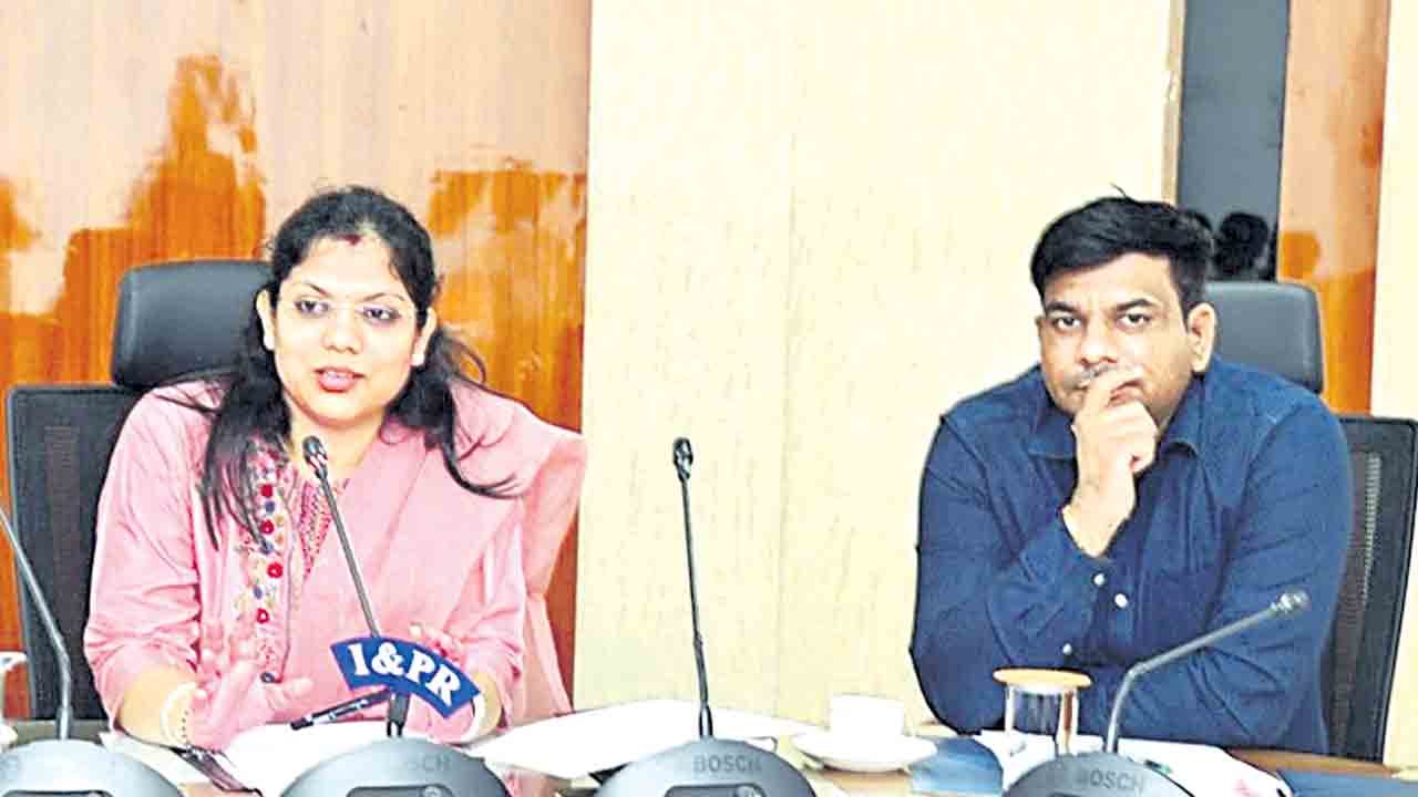 వేసవిలో ముందస్తు జాగ్రత్త చర్యలు చేపట్టాలి