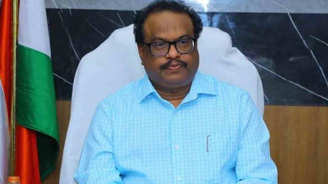 పట్టుబడిన ప్రతి వస్తువుకూ రసీదు ఇవ్వాలి