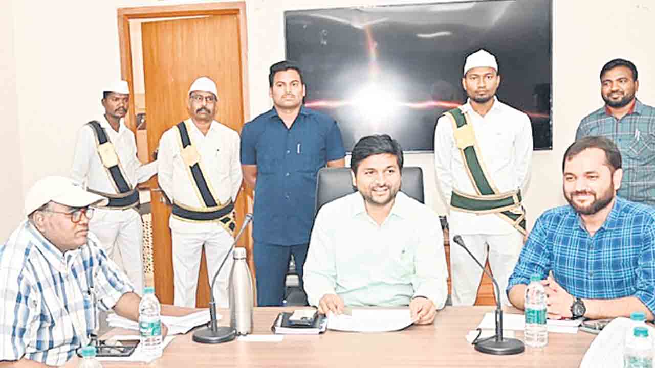 ఎన్నికల యాప్‌లను వినియోగించుకోవాలి