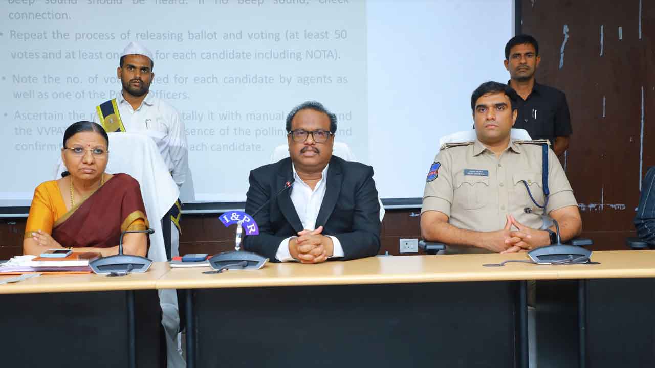 ఎన్నికల నియమావళిని విధిగా పాటించాలి : కలెక్టర్‌ వెంకట్రావ్‌