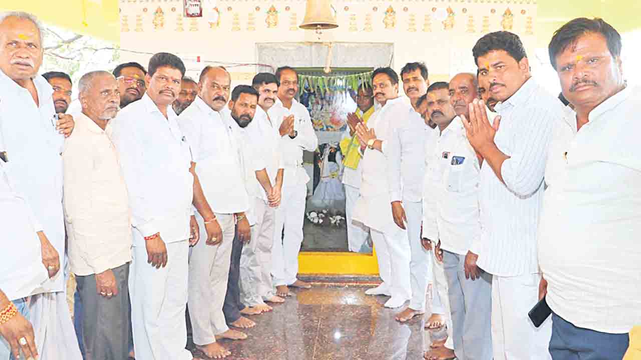 ఆశీర్వదించండి.. అభివృద్ధి చేస్తా