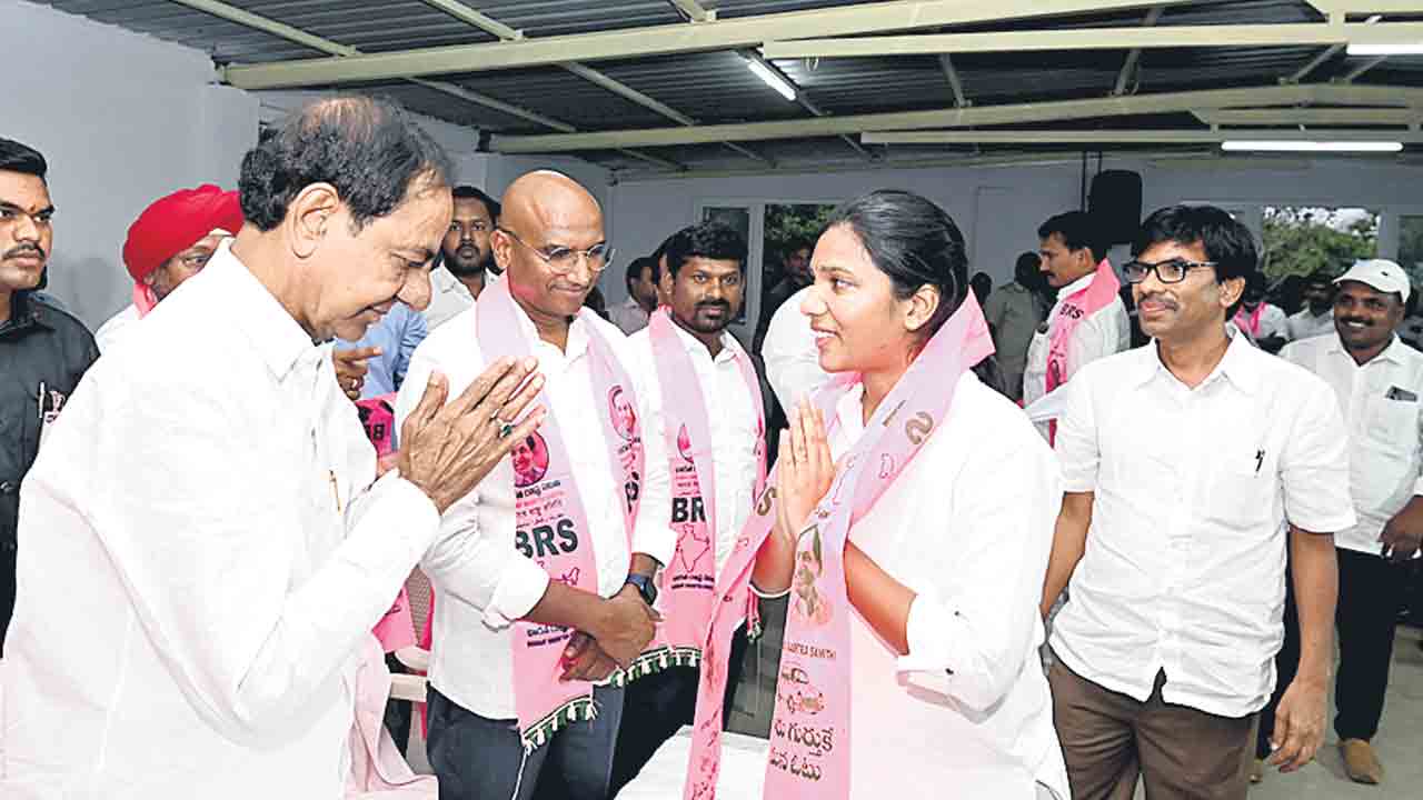 బీఆర్‌ఎస్‌లోకి దాసరి ఉష