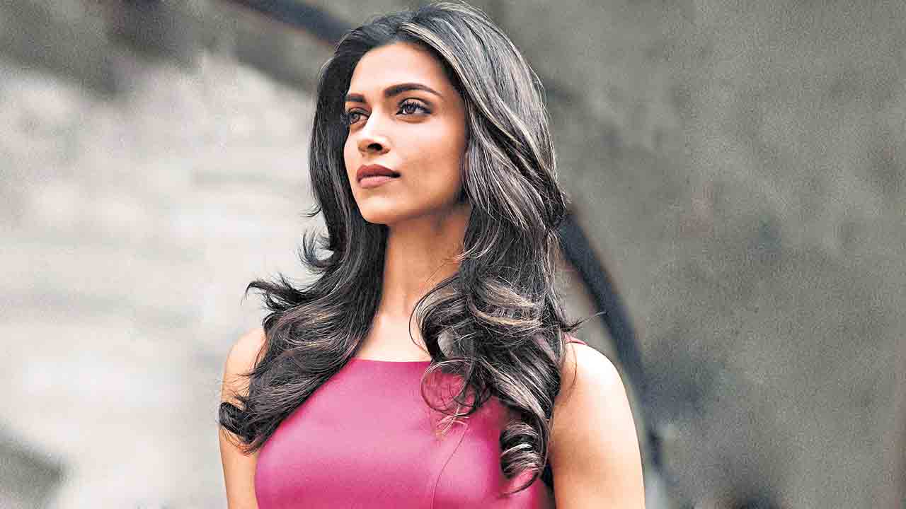 దీపికా తెలుగు డబ్బింగ్‌?