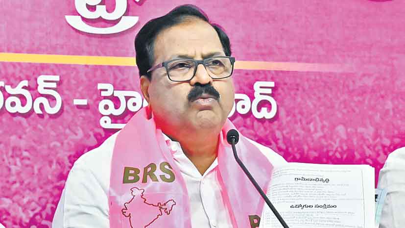 ఉద్యోగులకు డీఏలు ఎప్పుడిస్తరు?