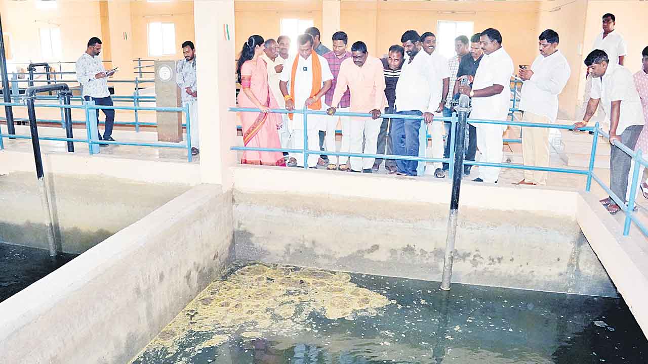 ఫిల్టర్‌ నీటిలో చెత్త..