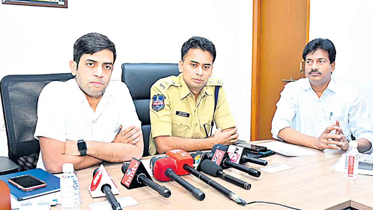 ఎన్నికల నిబంధనలు పక్కాగా అమలు