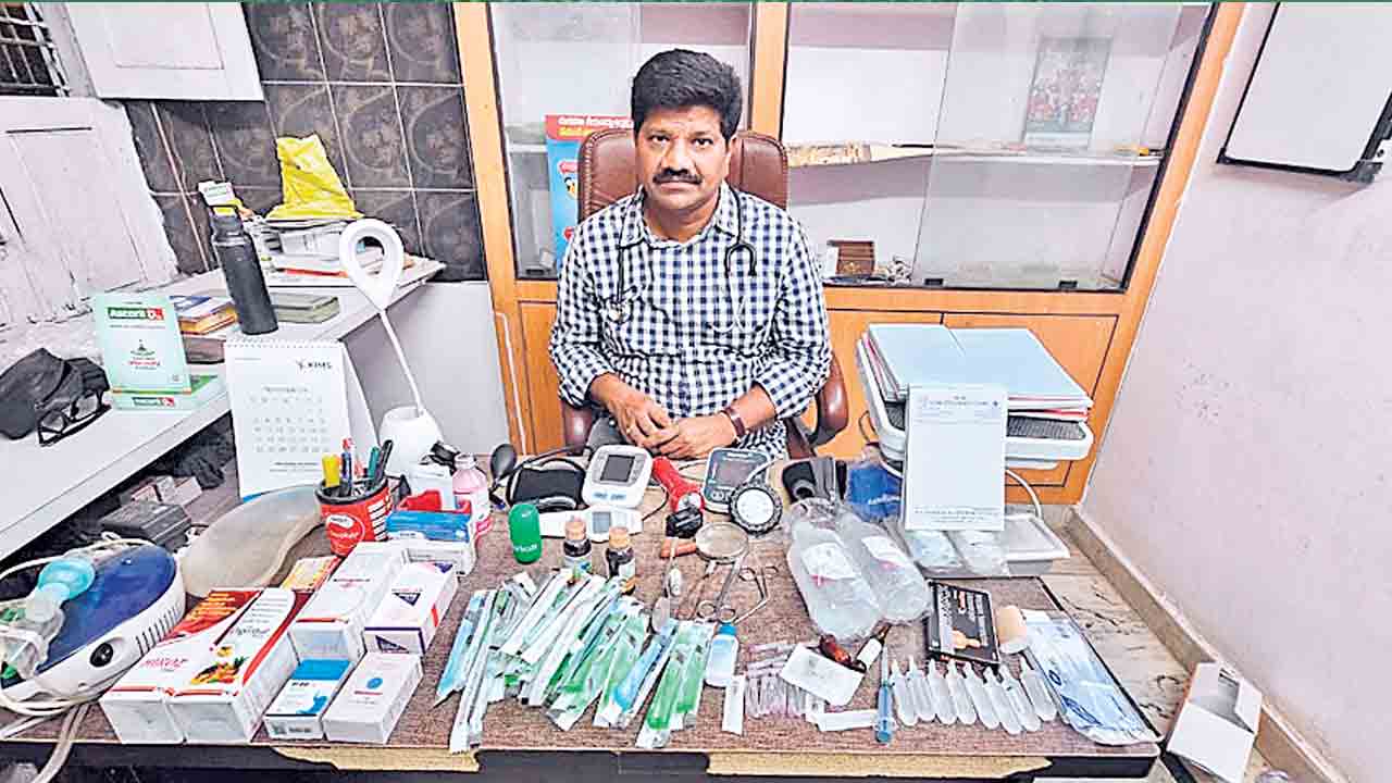 నకిలీ వైద్యుడి అరెస్టు