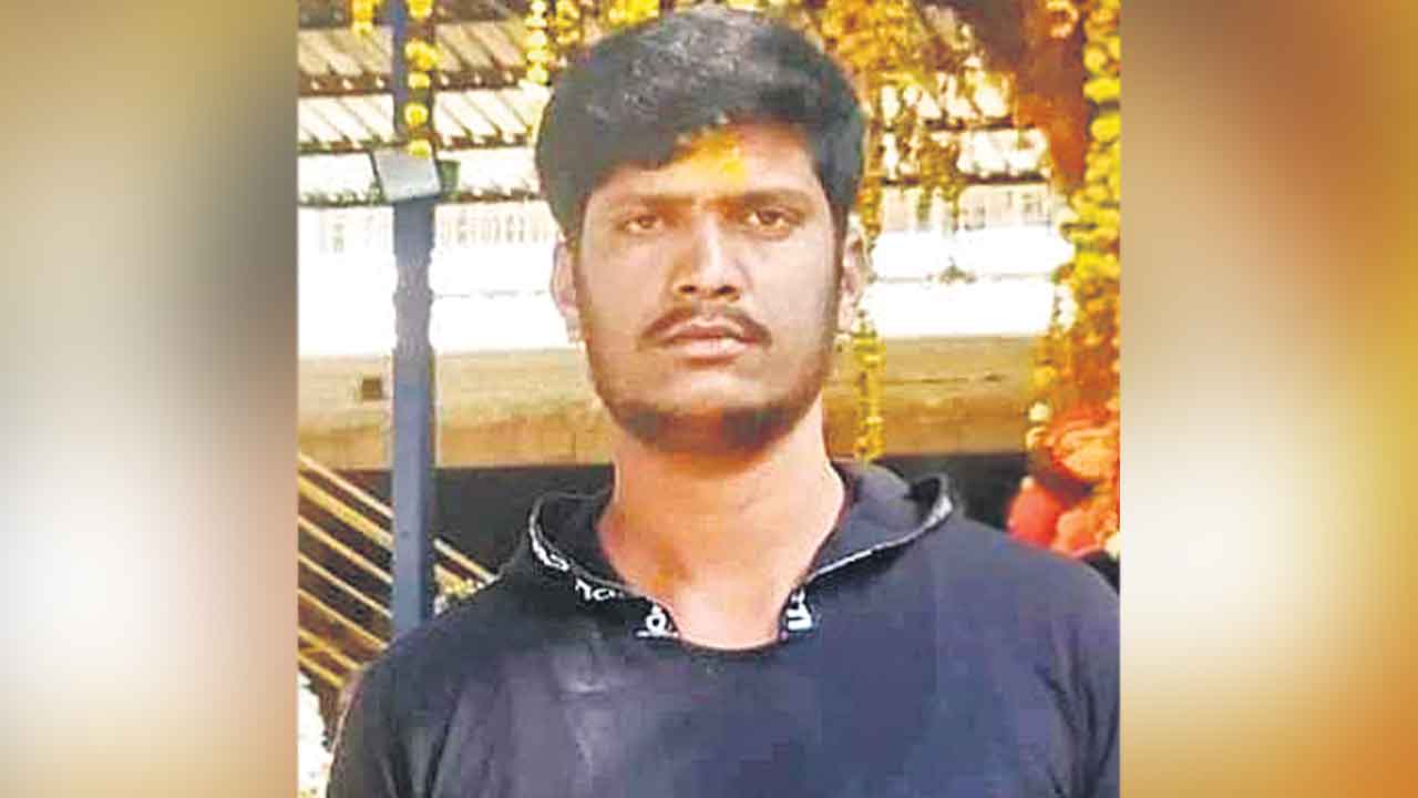 విద్యుత్తు షాక్‌తో యువ రైతు మృతి