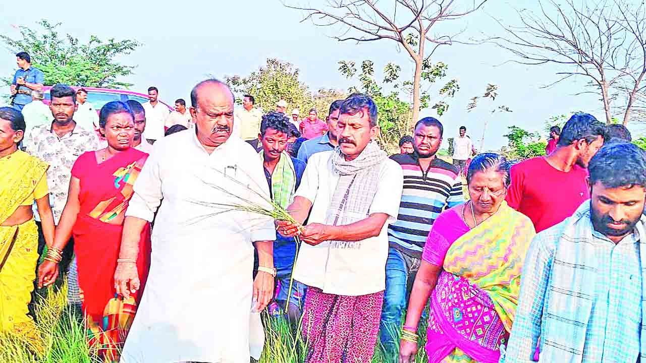 కాంగ్రెస్‌ పాలనలో రైతుకు కన్నీరే..