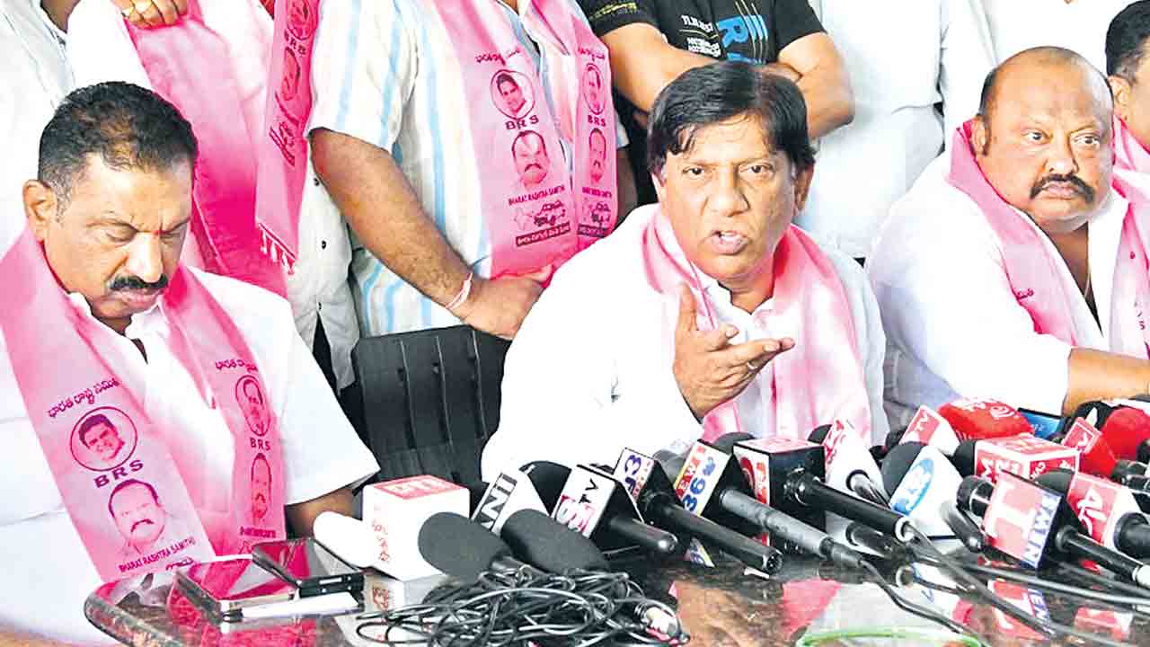 సభకు తరలిరండి