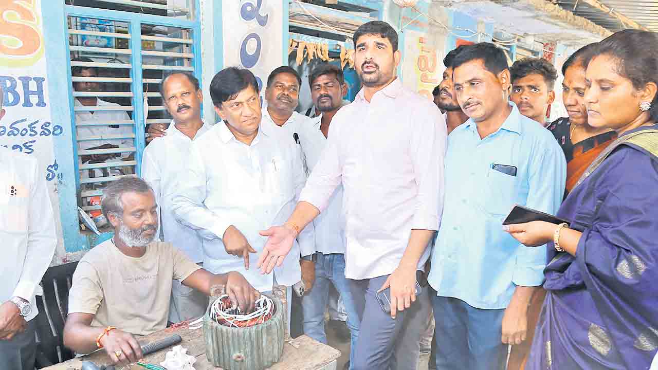 మోటర్లు కాలుతున్నయ్‌