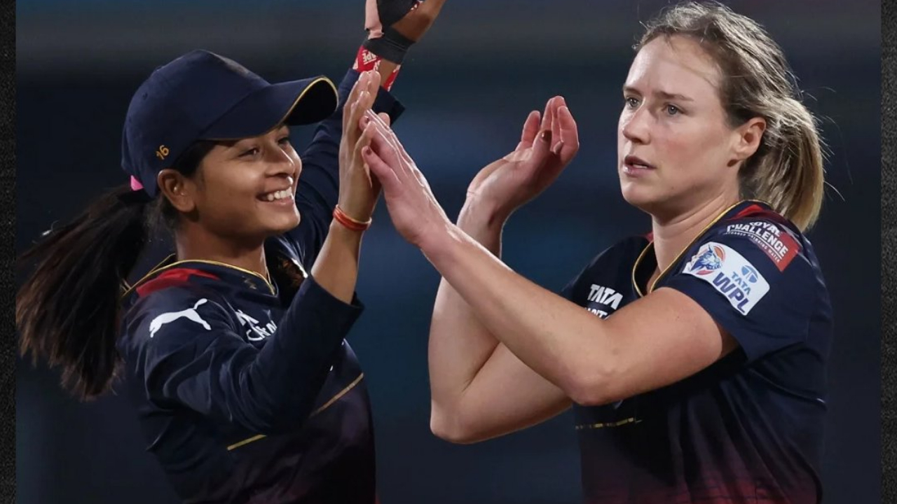 WPL 2024 | పెర్రీ సిక్సర్‌..ప్లేఆఫ్స్‌కు లైన్‌ క్లీయర్‌.. ముంబైకి భారీ షాక్‌..