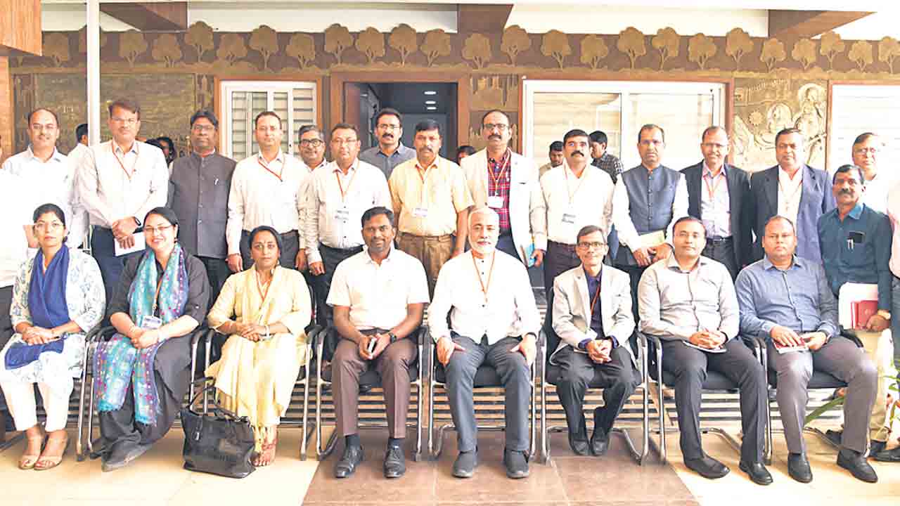 ప్రణాళికాబద్ధంగా అభివృద్ధికి చర్యలు