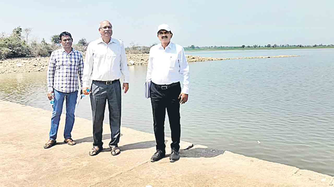 పోచారం ప్రాజెక్టును పరిశీలించిన జీఆర్‌ఎంబీ చైర్మన్‌