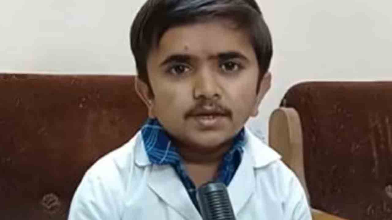 Ganesh Baraiya | అవరోధాలను అధిగమించి.. డాక్టరైన మూడడుగుల వ్యక్తి