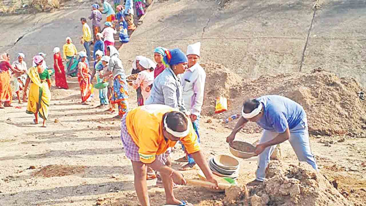 ఉపాధి కూలి పెంపు