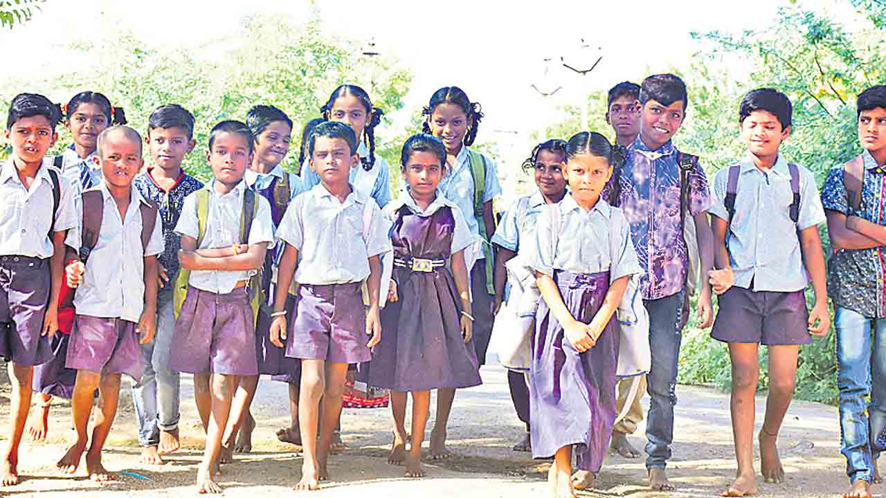 Summer holidays | ఏపీలో వేసవి సెలవులు పొడిగింపు ఎందుకంటే?