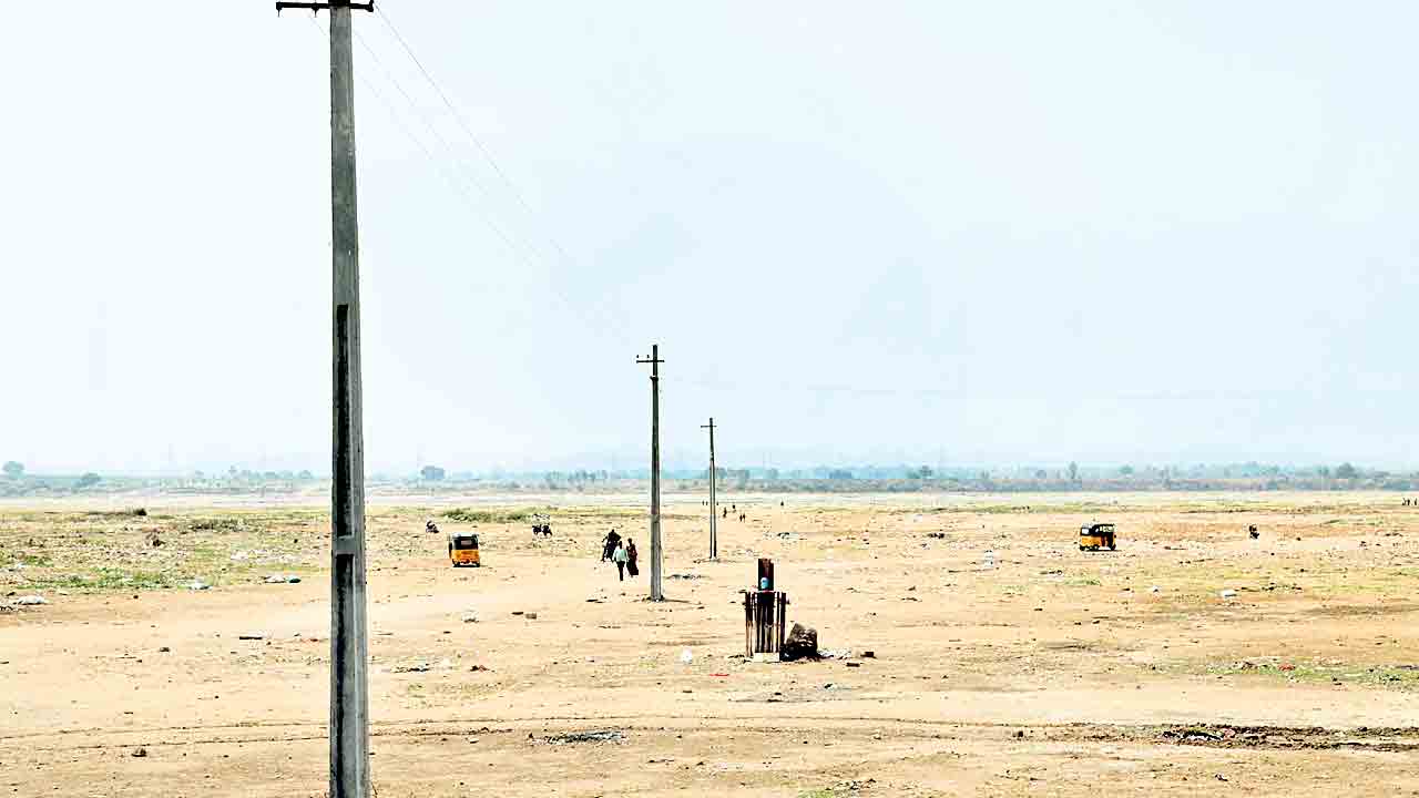 హైలెవల్‌ బ్రిడ్జి అలైన్‌మెంట్‌ మార్పెందుకో..?!