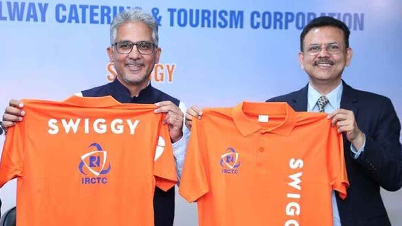 రైలు ప్రయాణికులకు స్విగ్గీ ఫుడ్‌