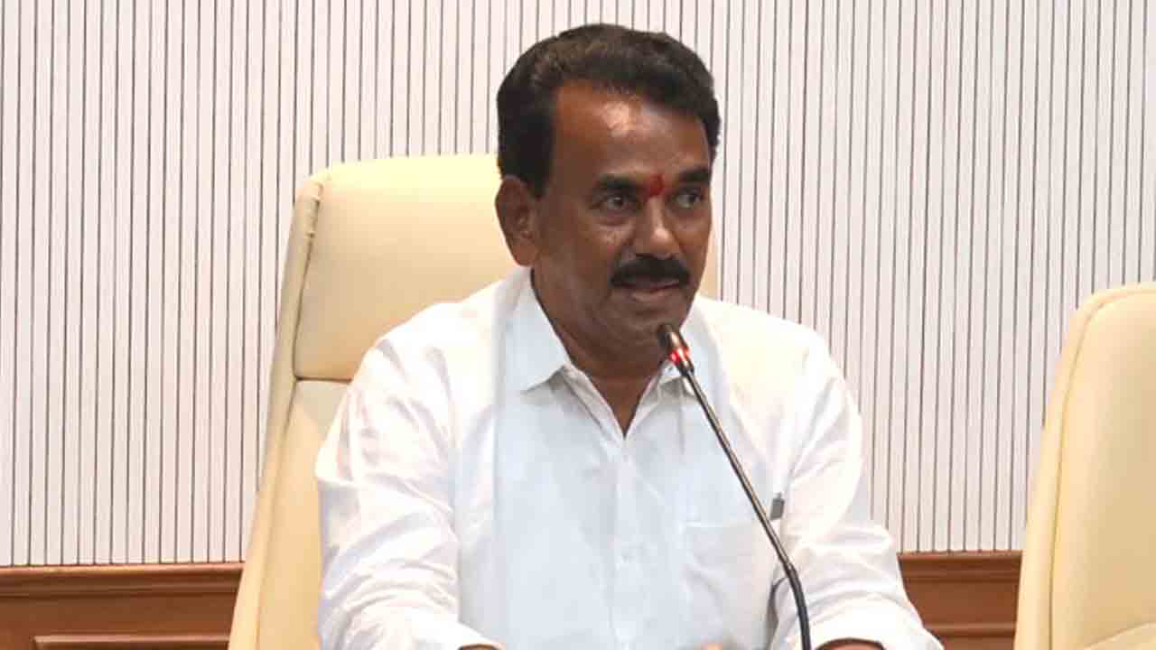 కృష్ణా జలాల్లో వాటాపై కావాలనే తాత్సారం:జూపల్లి