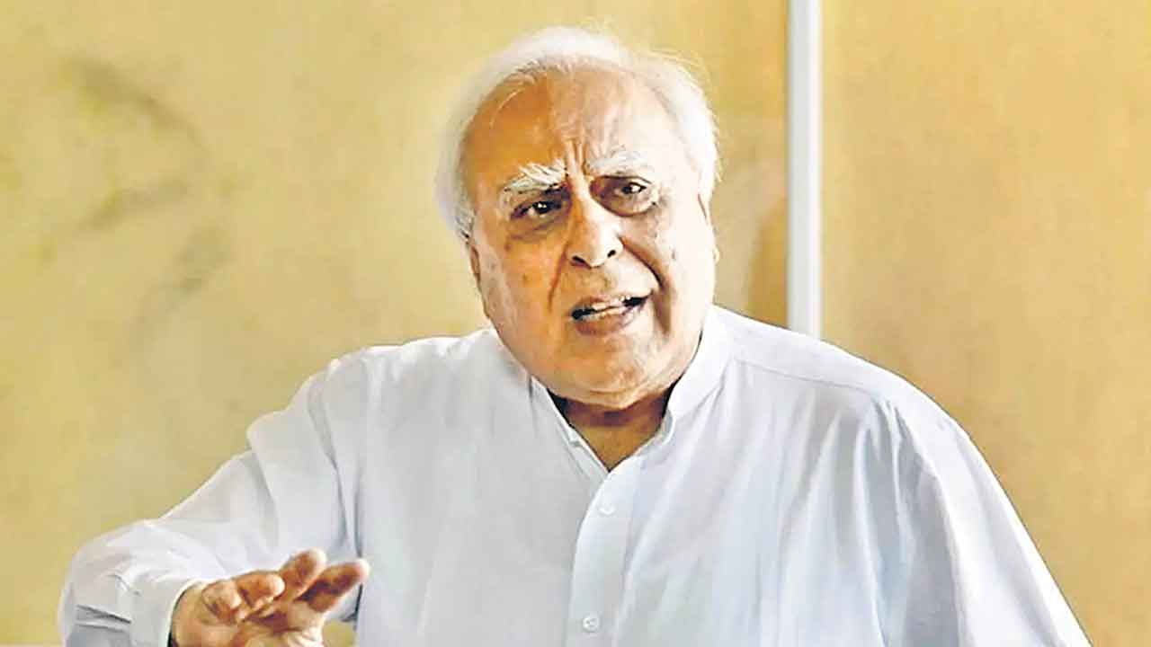 Kapil Sibal | ఈ కోర్టు చరిత్ర సువర్ణాక్షరాలతో రాయబడదేమో!.. కపిల్‌ సిబల్‌ ఆవేదన