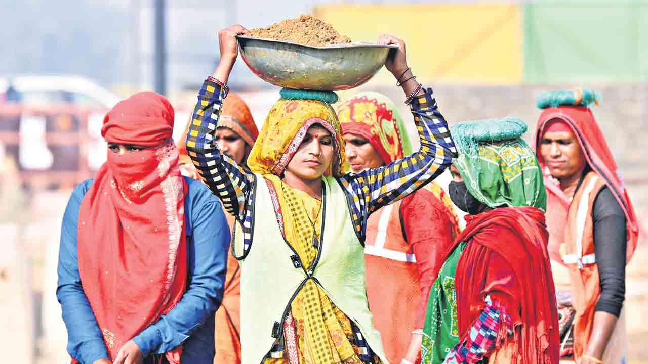 Women’s Day | చూపు మారితేనే మహిళా వికాసం