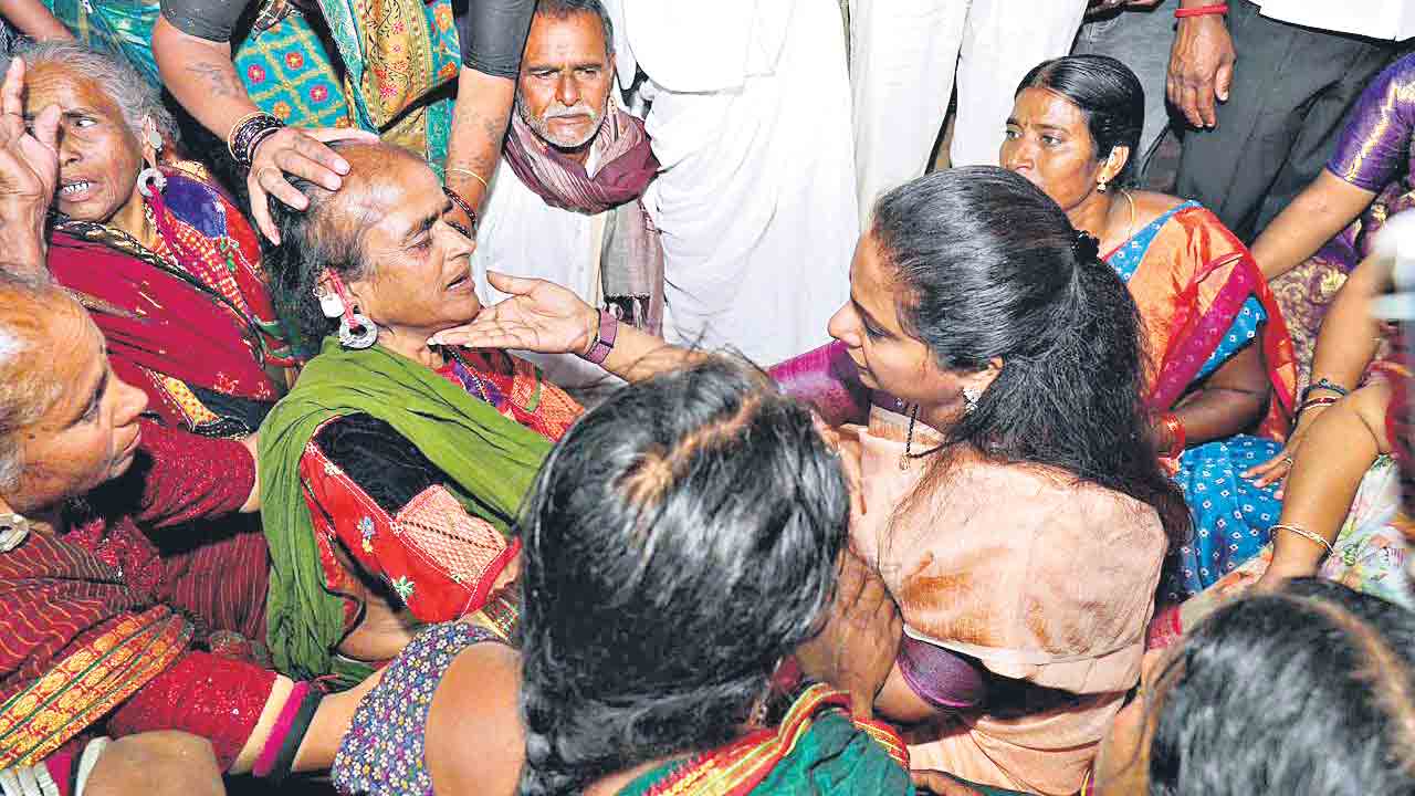 విద్యార్థుల చావులకు రేవంతే కారణం