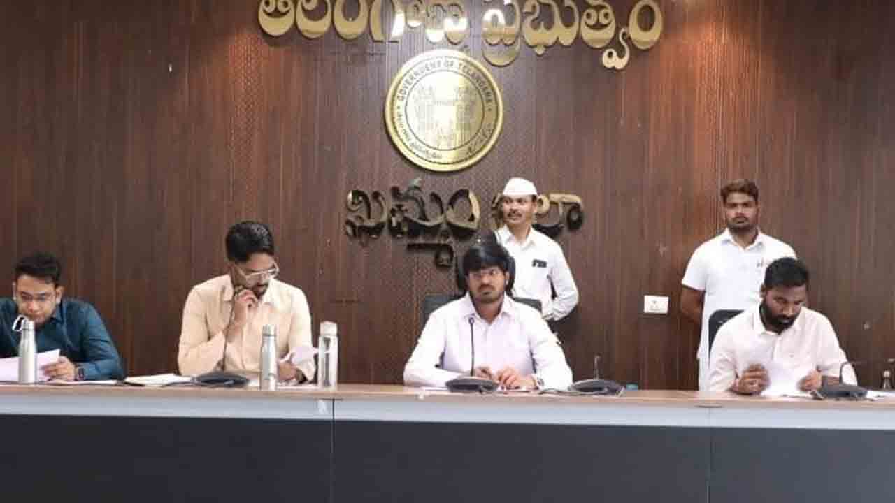 భూముల పరిరక్షణకు పకడ్బందీ చర్యలు : కలెక్టర్‌ వీపీ గౌతమ్‌