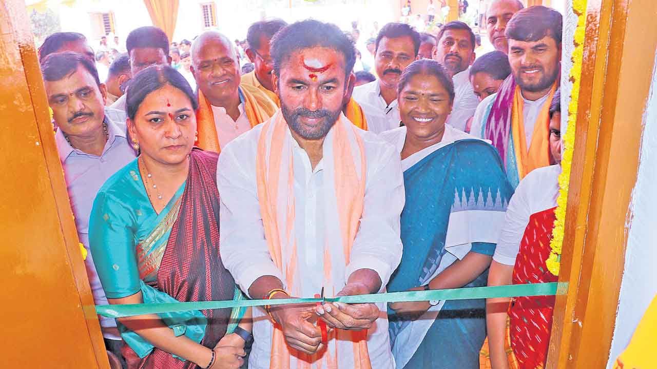 రెండు కోర్సులతో గిరిజనవర్సిటీ