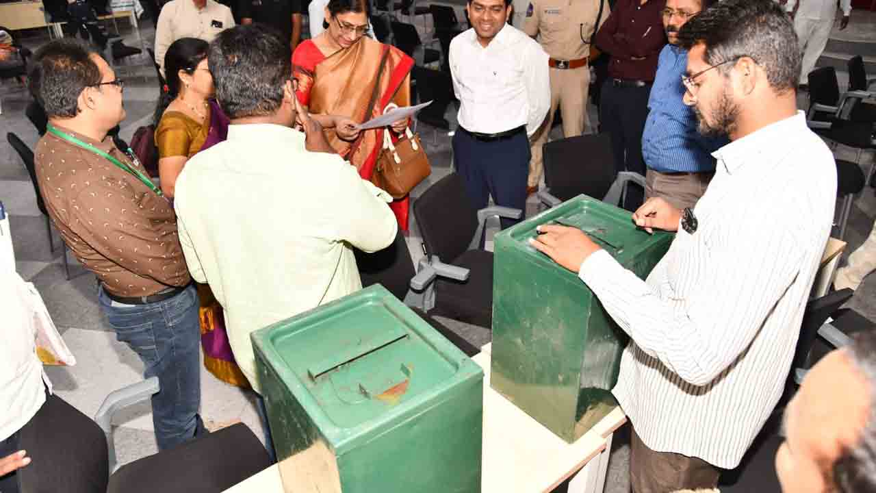 సర్వం సిద్ధం