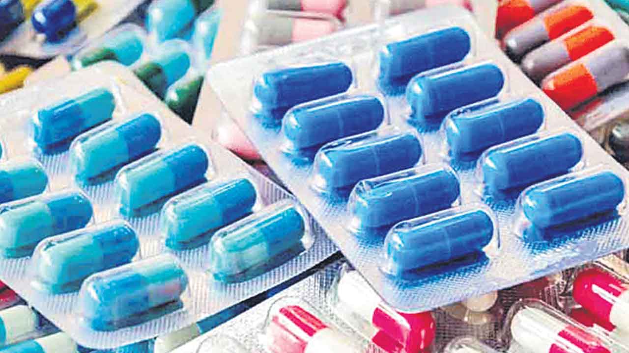 Medicine Prices | ఏప్రిల్‌ 1 నుంచి స్వల్పంగా పెరగనున్న ఔషధ ధరలు.. 800 మందులపై ప్రభావం