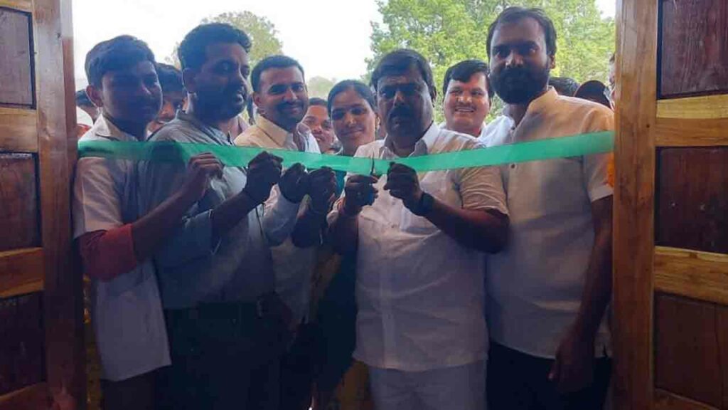 Mla Nenavat Balunaik