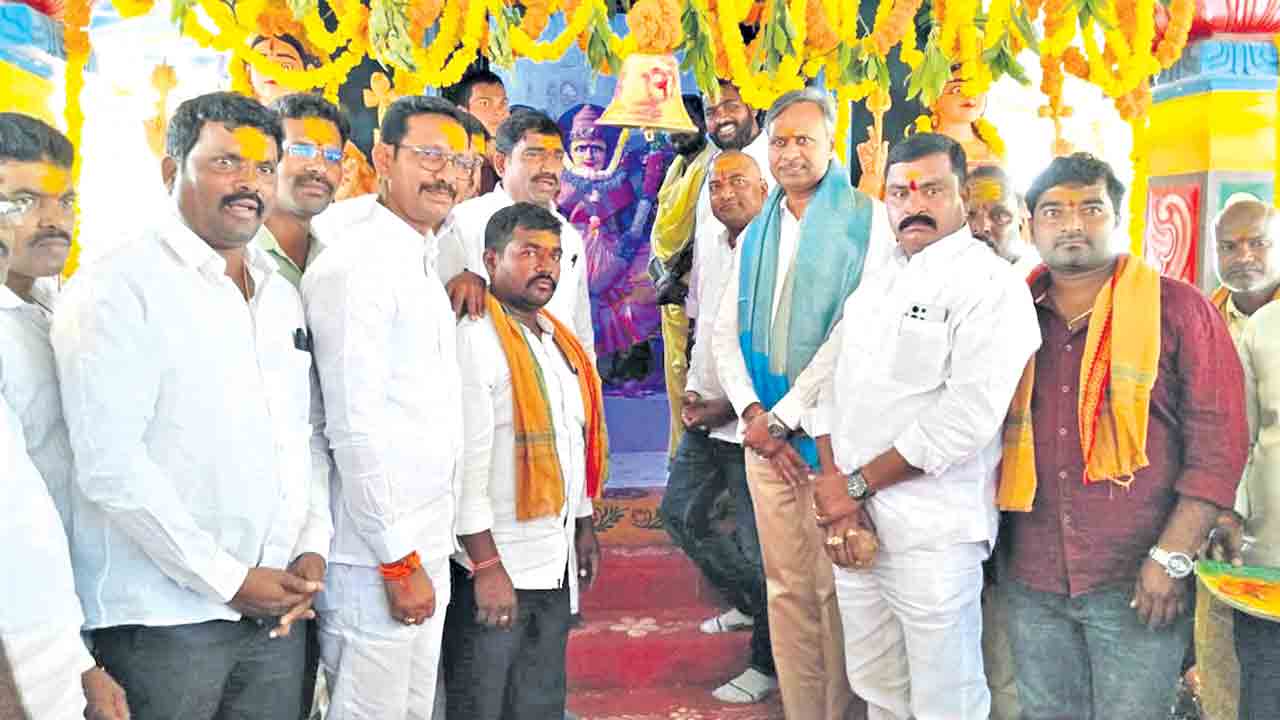 పెద్దమ్మతల్లి ఆశీస్సులు అందరిపై ఉండాలి